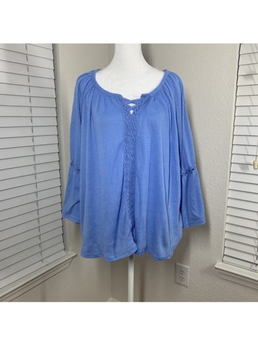 French Laundry Sky Blue Soft Blouse Women's Size X-Large Soft Boho Lace